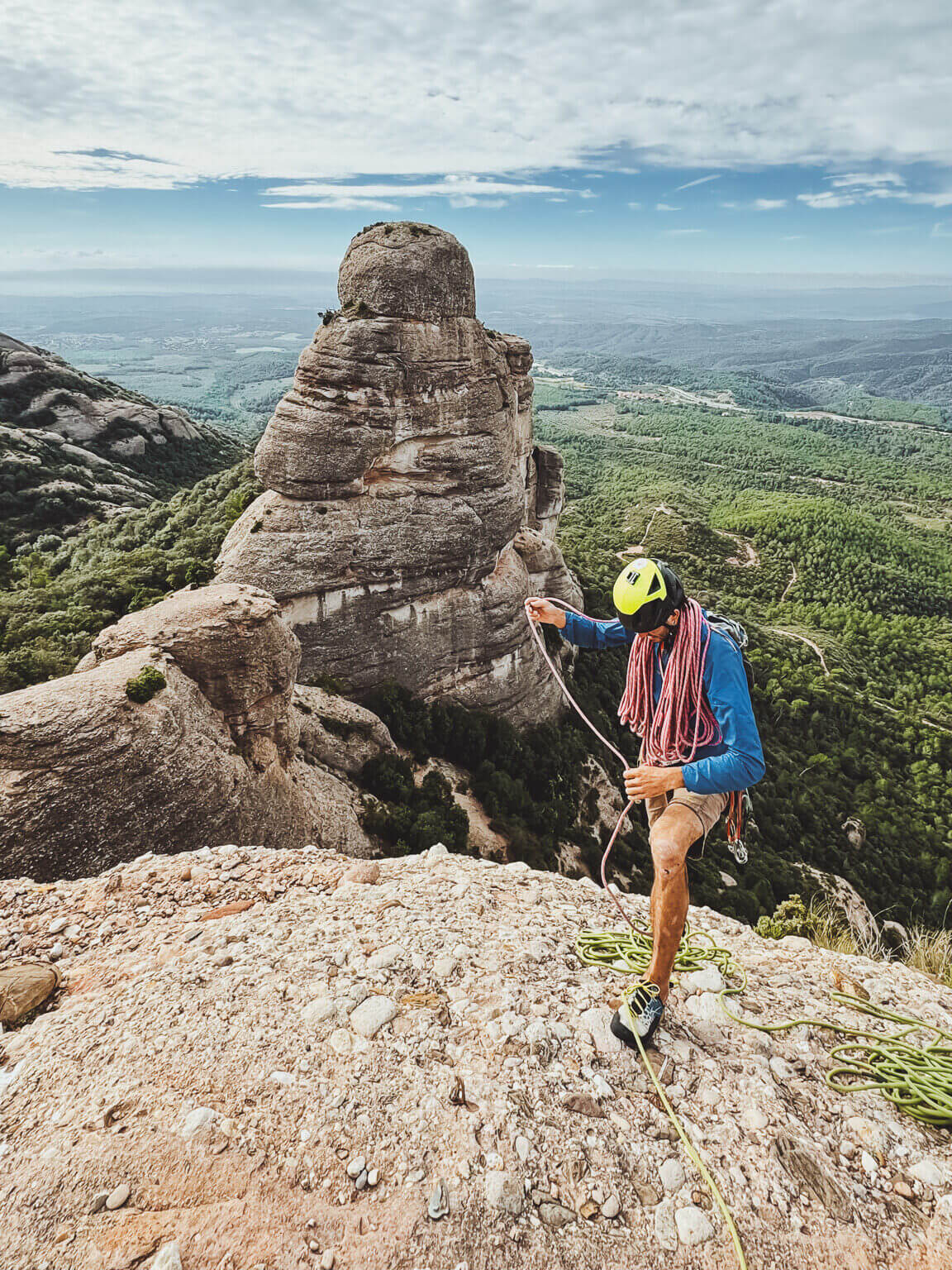 Parapente y escalada en Montserrat